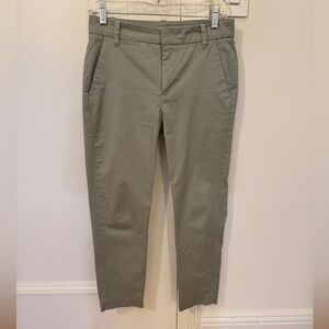 Vince Cropped Cotton Capri Pants |  Olive Gray | Size 0 | NWOT